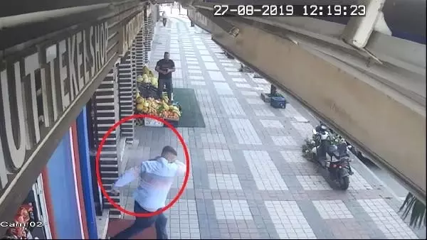 Oğlu, hamile gelininin yanında öldürülen baba: Doğum günüm oğlumun ölüm günü oldu Oğlu, hamile gelininin yanında öldürülen baba: Doğum günüm oğlumun ölüm günü oldu