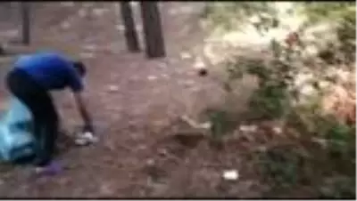 Piknikçilerin çöplerini topladılar Piknikçilerin çöplerini topladılar