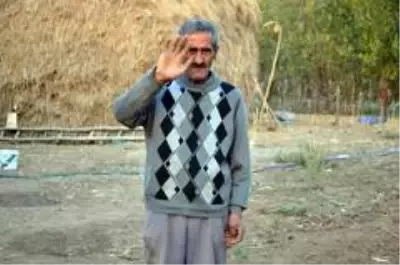 'Sarı Kız'ın sahibi Mehmet Emin Amca artık çok mutlu 'Sarı Kız'ın sahibi Mehmet Emin Amca artık çok mutlu