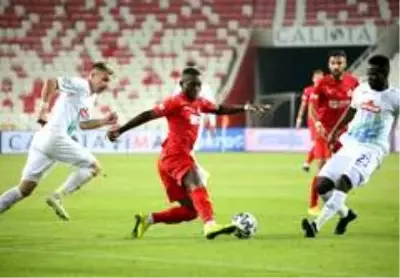 Sivasspor sahasında yenemiyor! Sivasspor sahasında yenemiyor!