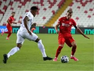 Sivasspor sahasında yenemiyor! Sivasspor sahasında yenemiyor!