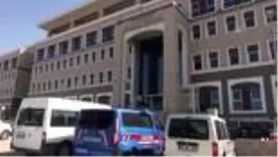 Suçüstü yakalanan kablo hırsızları tutuklandı Suçüstü yakalanan kablo hırsızları tutuklandı