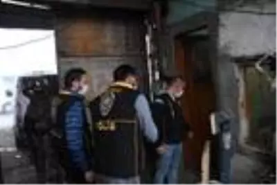 Tekirdağ'da 150 polisle operasyon: 13 gözaltı Tekirdağ'da 150 polisle operasyon: 13 gözaltı