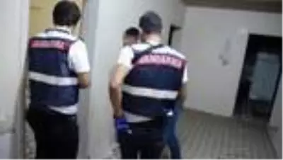 Terör örgütü YPG/PKK operasyonunda 4 şüpheli yakalandı Terör örgütü YPG/PKK operasyonunda 4 şüpheli yakalandı