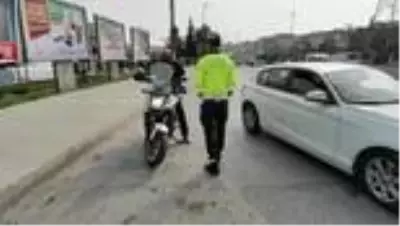 Toplu taşıma araçlarında koronavirüs denetimi Toplu taşıma araçlarında koronavirüs denetimi