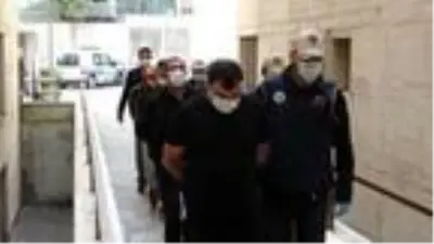 Son Dakika | Uygulamadan kaçtı, evinde el bombası bulundu Son Dakika | Uygulamadan kaçtı, evinde el bombası bulundu