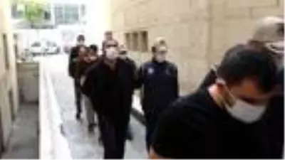 Son Dakika | Uygulamadan kaçtı, evinde el bombası bulundu Son Dakika | Uygulamadan kaçtı, evinde el bombası bulundu
