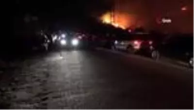 Son dakika haberleri | Yangının devam ettiği bölgede trafo bomba gibi patladı Son dakika haberleri | Yangının devam ettiği bölgede trafo bomba gibi patladı