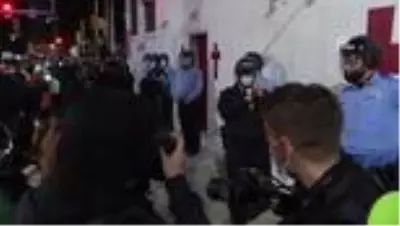 ABD'nin Philadelphia kentinde polisin bir siyahiyi öldürmesine yönelik protestolar sürüyor (2) ABD'nin Philadelphia kentinde polisin bir siyahiyi öldürmesine yönelik protestolar sürüyor (2)