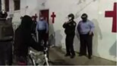 ABD'nin Philadelphia kentinde polisin bir siyahiyi öldürmesine yönelik protestolar sürüyor (2) ABD'nin Philadelphia kentinde polisin bir siyahiyi öldürmesine yönelik protestolar sürüyor (2)