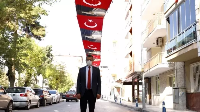 Alasehir De Bayrak Uzerinden Gecen Araca Sorusturma Manisa