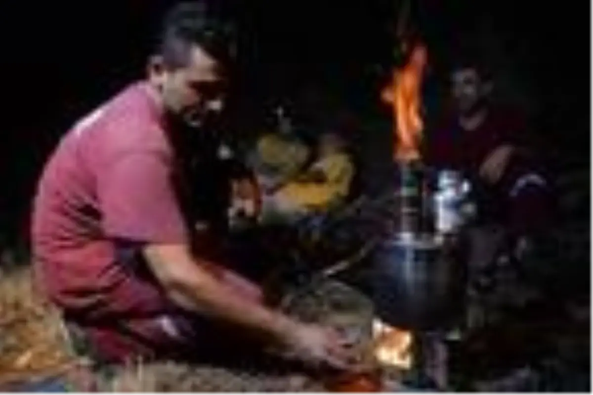 Son dakika: Anamur'da yerleşim yeri yakınında orman yangını (8)