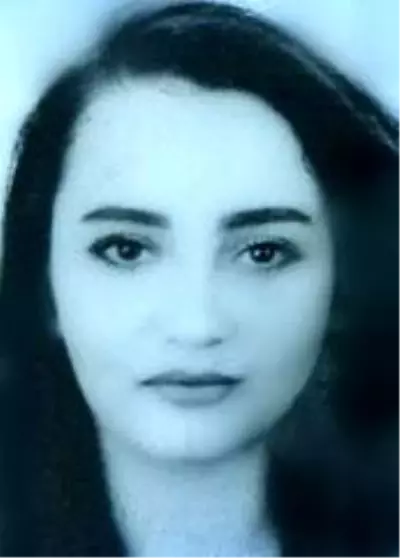 Anaokulu öğretmeni genç kız 'Sadece sevdim' diye not bırakıp hayatına son verdi Anaokulu öğretmeni genç kız 'Sadece sevdim' diye not bırakıp hayatına son verdi