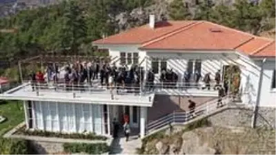 Ankara Büyükşehir Belediye Başkanı Yavaş medya temsilcileri ile bir araya geldi Ankara Büyükşehir Belediye Başkanı Yavaş medya temsilcileri ile bir araya geldi