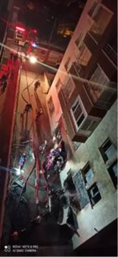 Son dakika haberleri: Ankara'da doğalgaz patlaması: 3 yaralı Son dakika haberleri: Ankara'da doğalgaz patlaması: 3 yaralı