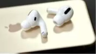Apple önümüzdeki yıl AirPods kulaklıkların tasarımını değiştirecek Apple önümüzdeki yıl AirPods kulaklıkların tasarımını değiştirecek