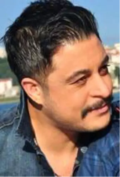 Arama yaptığı gemide düşerek yaşamını yitiren memur, toprağa verildi Arama yaptığı gemide düşerek yaşamını yitiren memur, toprağa verildi