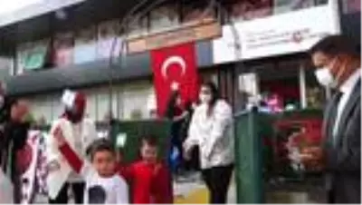 Son dakika haberleri | AtaÇocuk Anaokulu Cumhuriyet Bayramı'nda kırmızı-beyaza büründü Son dakika haberleri | AtaÇocuk Anaokulu Cumhuriyet Bayramı'nda kırmızı-beyaza büründü