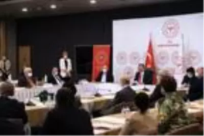 Son Dakika | Bakan Koca: 'İstanbul'da durumu kontrol altına alamazsak, salgın baş edilebilir olmaktan çıkacaktır' Son Dakika | Bakan Koca: 'İstanbul'da durumu kontrol altına alamazsak, salgın baş edilebilir olmaktan çıkacaktır'