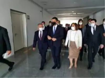 Başkan Büyükkılıç TBB encümen üyeliğine yeniden seçildi Başkan Büyükkılıç TBB encümen üyeliğine yeniden seçildi