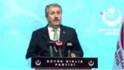BBP Genel Başkanı Mustafa Destici: 'Bugün, hür ve güçlü bir şekilde ayakta kalmamızın, geleceğe güvenle bakarak var olmamızın sebebi, milletimizin... BBP Genel Başkanı Mustafa Destici: 'Bugün, hür ve güçlü bir şekilde ayakta kalmamızın, geleceğe güvenle bakarak var olmamızın sebebi, milletimizin...