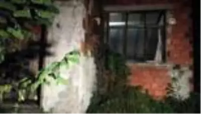 Son dakika: Bir kişi evinde ölü bulundu Son dakika: Bir kişi evinde ölü bulundu