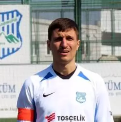 Bursa'da oğlunu boğduğu iddiasıyla tutuklanan futbolcu ilk duruşmada savunma yapmadı Bursa'da oğlunu boğduğu iddiasıyla tutuklanan futbolcu ilk duruşmada savunma yapmadı