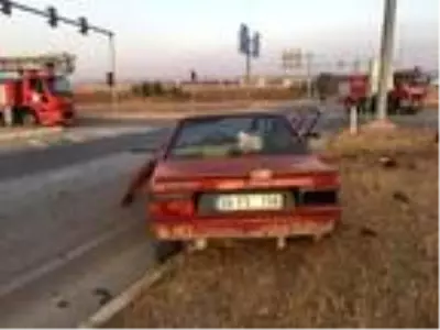 Çorum'da otomobiller çarpıştı: 1'i uzman çavuş 2 kişi öldü Çorum'da otomobiller çarpıştı: 1'i uzman çavuş 2 kişi öldü