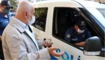 Son dakika! Polis ekipleri maske denetimlerine hız kesmeden devam ediyor Son dakika! Polis ekipleri maske denetimlerine hız kesmeden devam ediyor