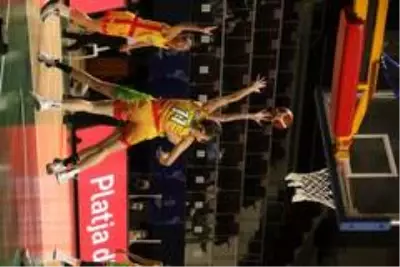 EuroLeague Kadınlar: Spar Girona: 76 ACS Sepsi: 54