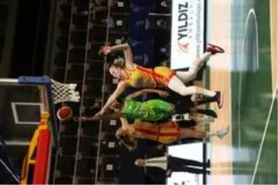 EuroLeague Kadınlar: Spar Girona: 76 ACS Sepsi: 54