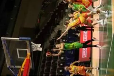 EuroLeague Kadınlar: Spar Girona: 76 ACS Sepsi: 54