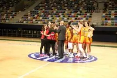 EuroLeague Kadınlar: Spar Girona: 76 ACS Sepsi: 54