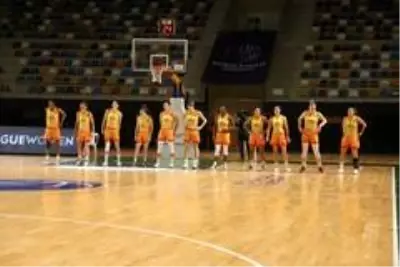 EuroLeague Kadınlar: Spar Girona: 76 ACS Sepsi: 54