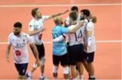Son dakika haberi! Halkbank: 3-2 Son dakika haberi! Halkbank: 3-2