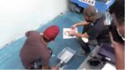 Hat sanatını grafitiyle yorumlayan sanatçının hayali, yurt dışındaki bir meydanda çalışma yapmak Hat sanatını grafitiyle yorumlayan sanatçının hayali, yurt dışındaki bir meydanda çalışma yapmak