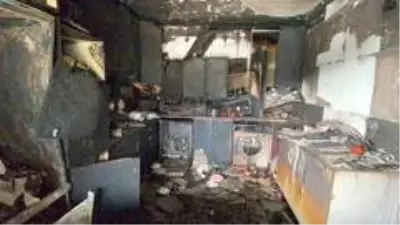 Alevlerin arasında kalan Azganlık Şehitliği ise yangında etkilenmedi Alevlerin arasında kalan Azganlık Şehitliği ise yangında etkilenmedi