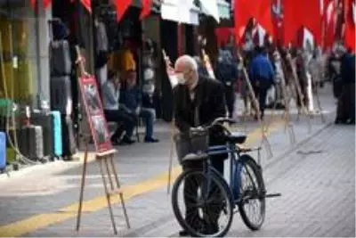 İnegöl ve Cumhuriyet sergisi açıldı İnegöl ve Cumhuriyet sergisi açıldı