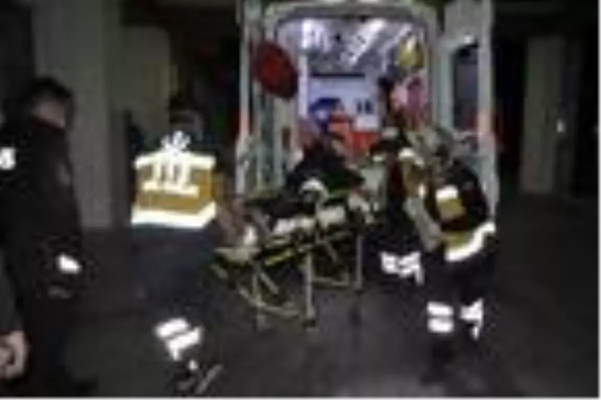 Kaldırımda yürürken bıçaklandı