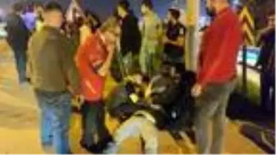 Son dakika haberleri | Kazayı görüp, aniden frene basan motosiklet sürücüsü yaralandı Son dakika haberleri | Kazayı görüp, aniden frene basan motosiklet sürücüsü yaralandı