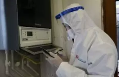 Kombi bakımında koruyucu elbise ve maske dönemi Kombi bakımında koruyucu elbise ve maske dönemi