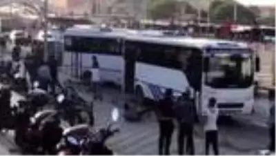 Malatya'daki 7 kişinin yaralandığı kavganın görüntüleri ortaya çıktı Malatya'daki 7 kişinin yaralandığı kavganın görüntüleri ortaya çıktı