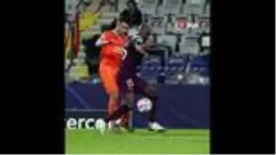 Medipol Başakşehir - Paris Saint-Germain maçından kareler -2- Medipol Başakşehir - Paris Saint-Germain maçından kareler -2-
