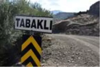 Muhtarı ve 13 seçmeni bulunan köyde kimse yaşamıyor Muhtarı ve 13 seçmeni bulunan köyde kimse yaşamıyor