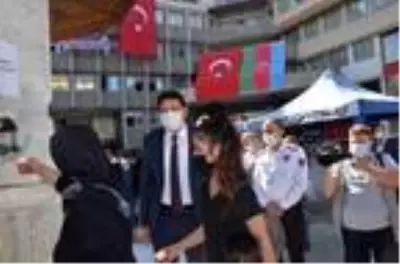 Nazilli'de Osmanlı Çeşmesi'nden şerbet aktı Nazilli'de Osmanlı Çeşmesi'nden şerbet aktı