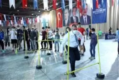 'Pandemide spor ile güçlü kal' temalı spor festivali başladı 'Pandemide spor ile güçlü kal' temalı spor festivali başladı