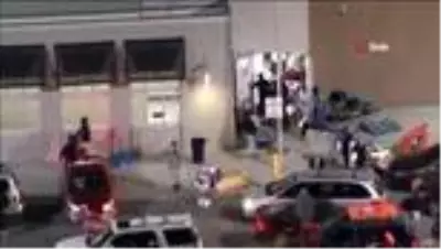 Son Dakika | Polisin öldürdüğü Wallace'ın ardından başlayan protestolar ikinci gününde Son Dakika | Polisin öldürdüğü Wallace'ın ardından başlayan protestolar ikinci gününde