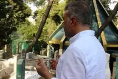 Şanlıurfa'da mezarlıklarda kandil yoğunluğu Şanlıurfa'da mezarlıklarda kandil yoğunluğu