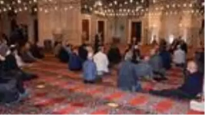 Selimiye Camii'nde Mevlit Kandili coşkusu Selimiye Camii'nde Mevlit Kandili coşkusu