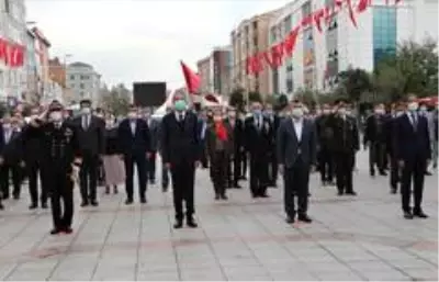 Sultanbeyli'de 29 Ekim Cumhuriyet Bayramı Kutlamaları Sultanbeyli'de 29 Ekim Cumhuriyet Bayramı Kutlamaları